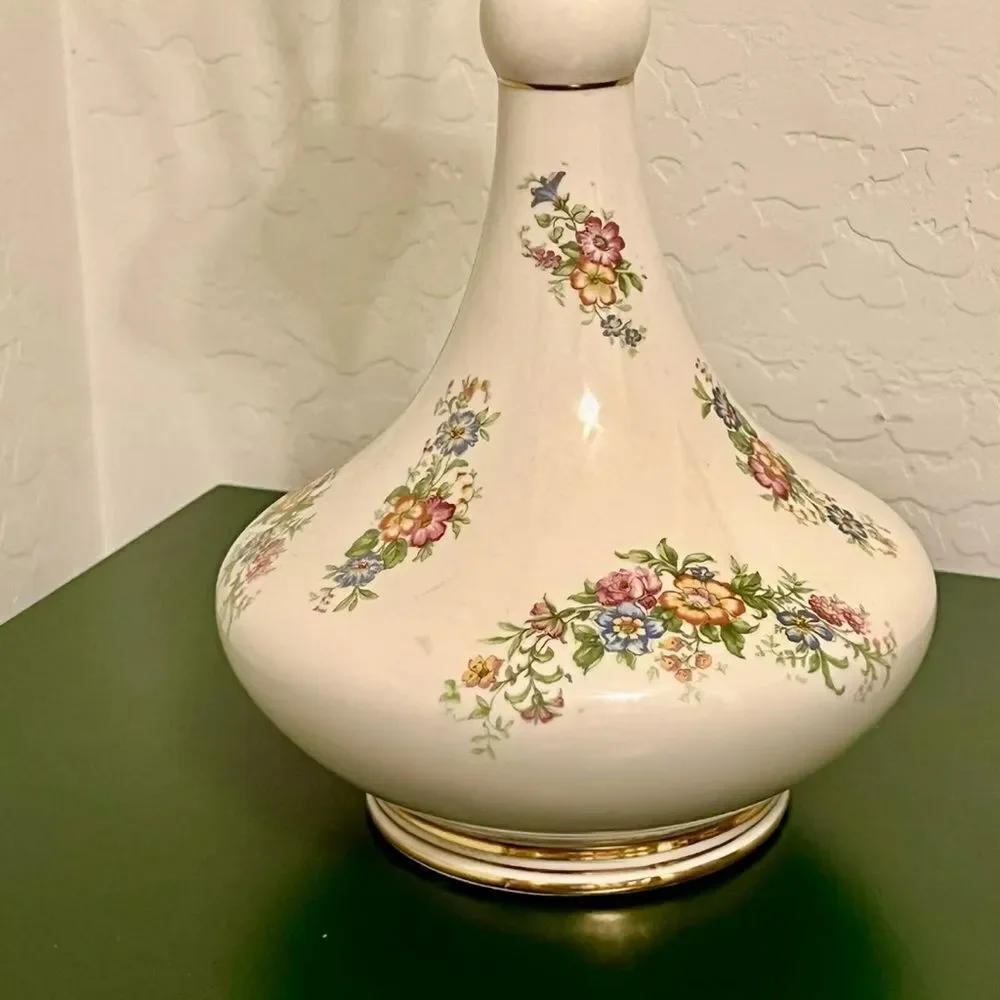 VTG Floral Lamp Porcelain Pink Cream Pastel Cottagecore Feminine Shabby Chic